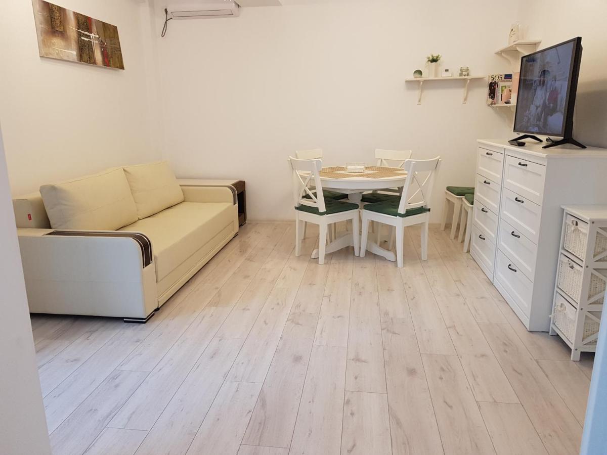Apartament Ultracentral Monadin 2 Braşov Exterior foto