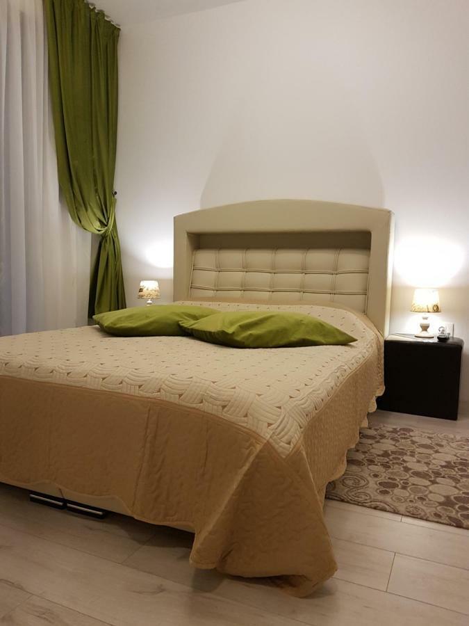 Apartament Ultracentral Monadin 2 Braşov Exterior foto