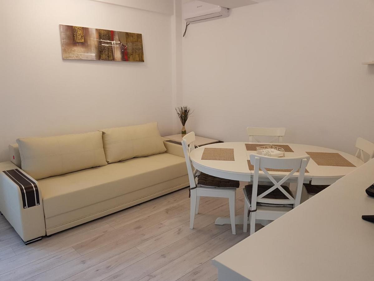 Apartament Ultracentral Monadin 2 Braşov Exterior foto